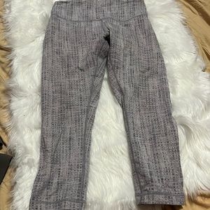 Lululemon cropped leggings size 8